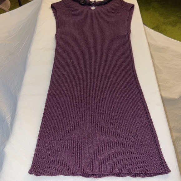 Chanel Cashmere sweater with detailed collar! - Picture 5 of 8